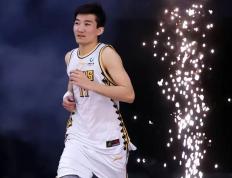 【168sports】锁定NBL大合同！孙铭徽，牛啊！不愧是中国男篮第一后卫…