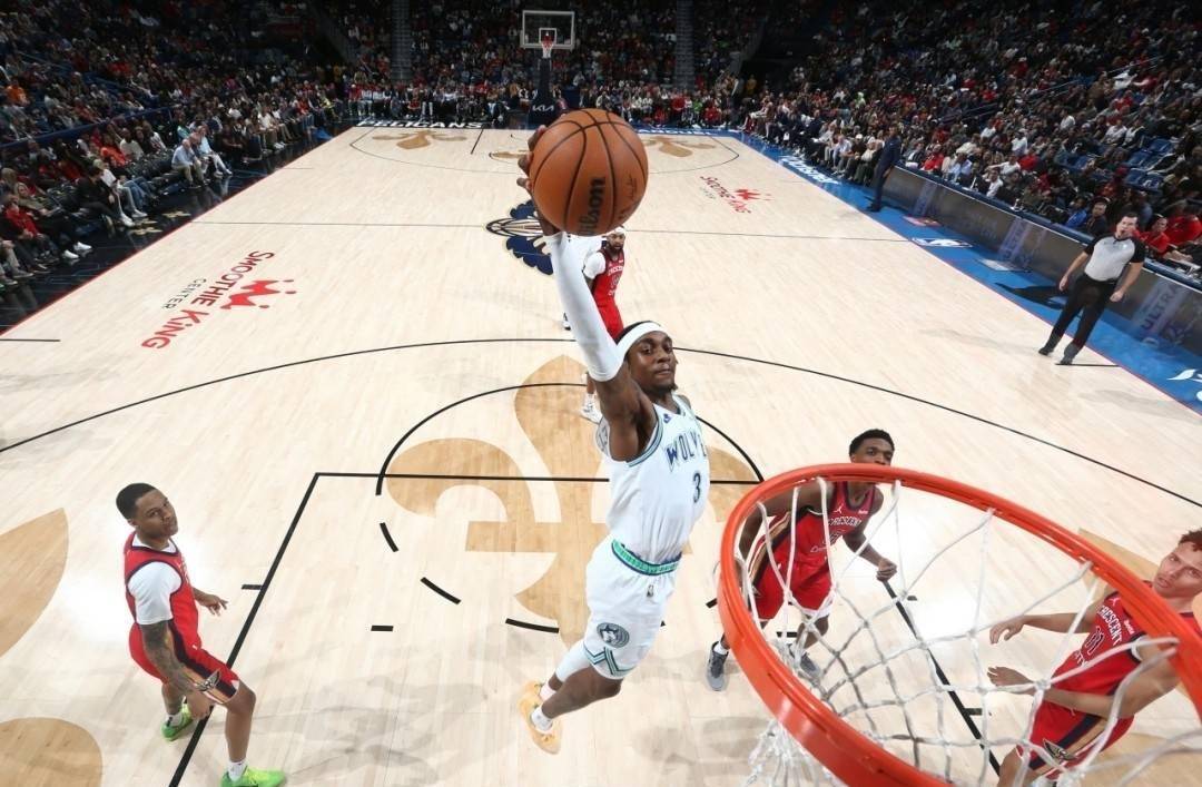 NBA常规赛森林狼逆转鹈鹕，唐斯29+6+9 准绝杀 爱德华兹23分