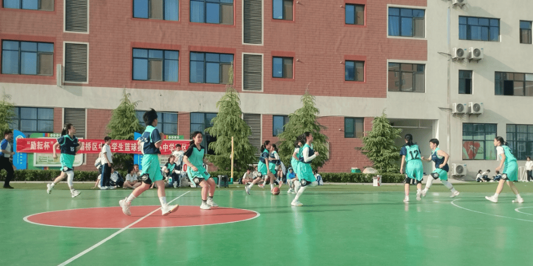 【168sports】灞桥区2024年中小学篮球赛：东城一中篮球健儿三支球队全部夺冠！