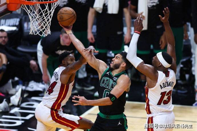 【168sports】NBA季后赛爆燃对决！凯尔特人20分大胜热火，塔图姆布朗狂砍44分助队2-1领先！