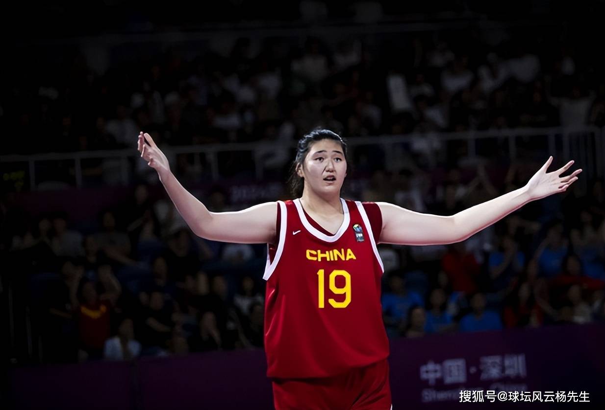 【168sports】U18女篮亚洲杯，中国女篮不敌澳大利亚获得亚军。张子宇42分独木难支