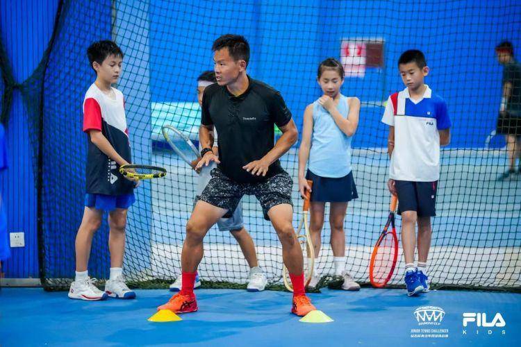 【168sports】网球少年逐梦深圳 2024FILA KIDS钻石杯青少年网球挑战赛深圳站举行