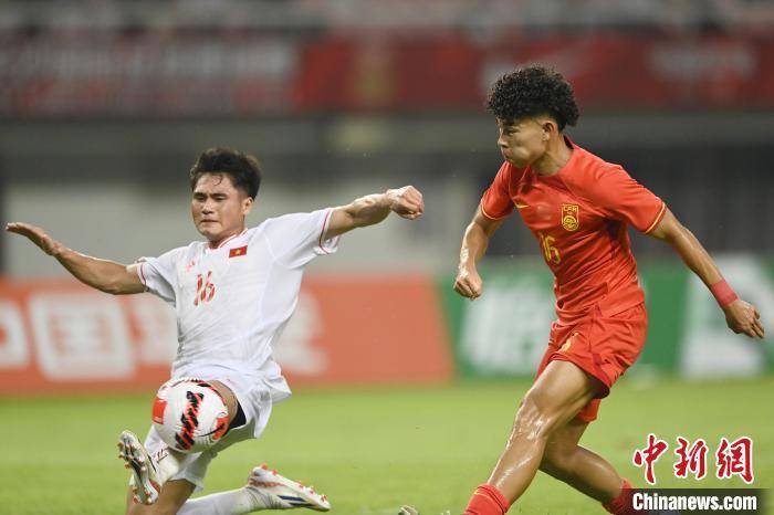 【168sports】长沙国际足球邀请赛：中国U21男足2比1战胜越南