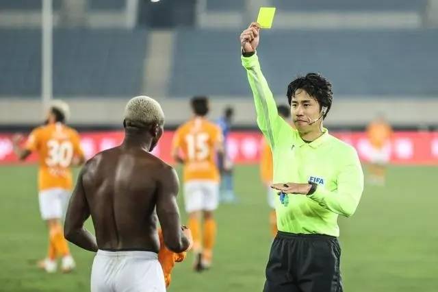 【168sports】中超、足协杯关键场次将重邀“洋哨”执法